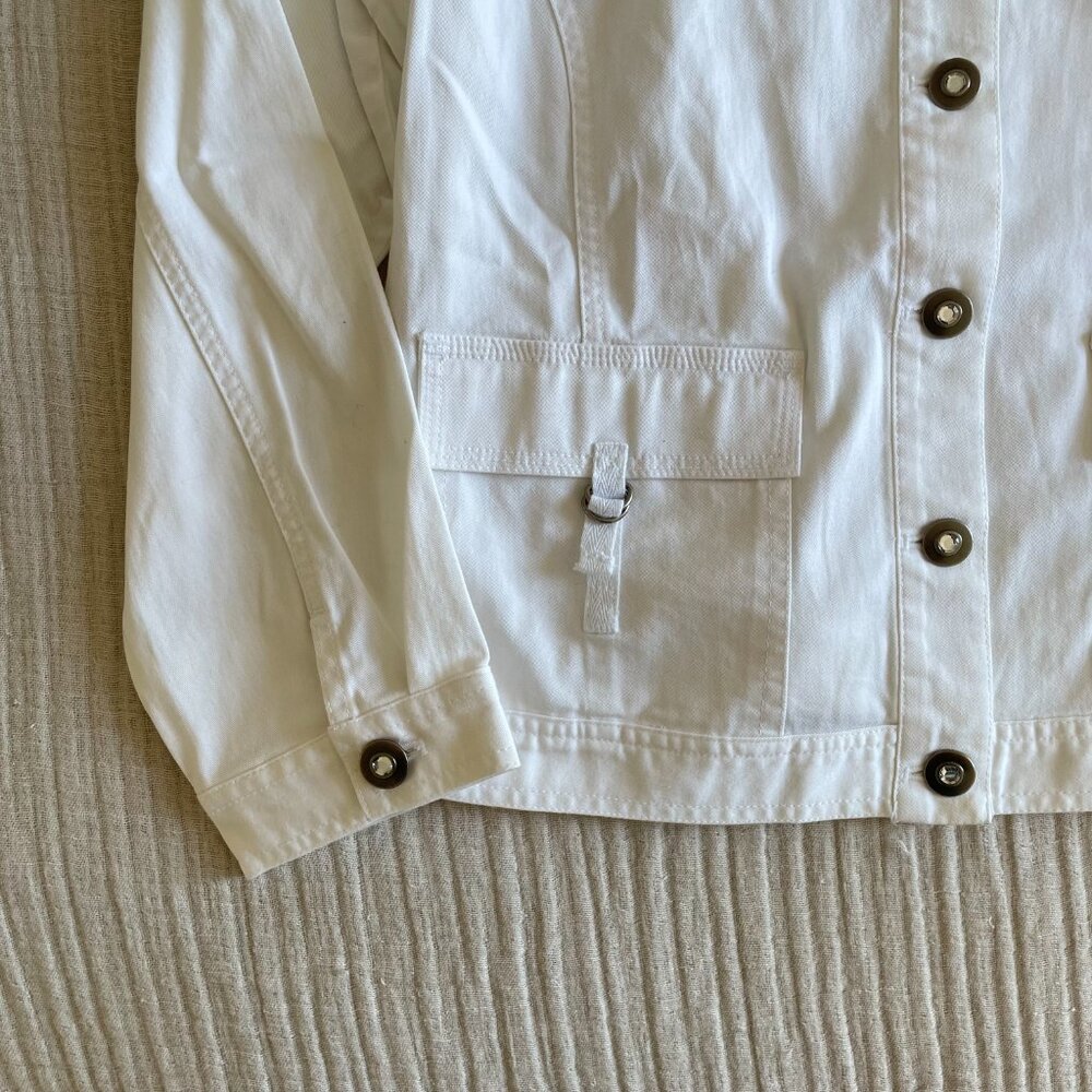 Cotton CHICO'S Button Light Jacket (sz 1 = M) - Picture 4 of 9
